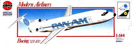 revell boeing 777 model aircraft
