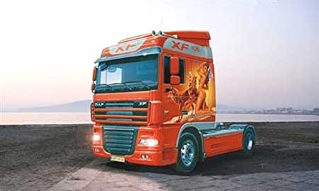 italeri daf space cab truck